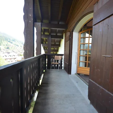 Apartment De Prestige Aux Gets - 4 Chambres, 10 Couchages, Proche Pistes Et Centre - Fr-1-623-66